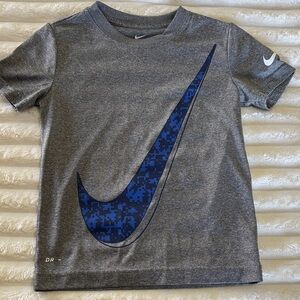 Boys Nike t-shirt